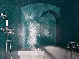 ** Hotel Hôtel Saint Roch Paris França