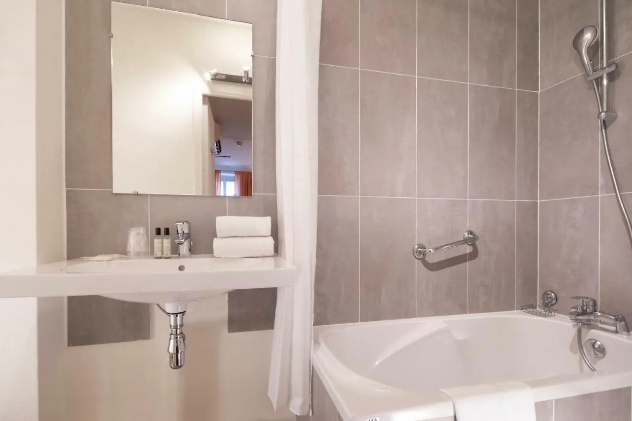 Hotel Saint Roch Paris France